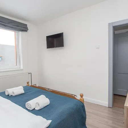 Yes In Gasthof Bodice