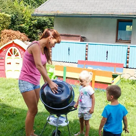 Yes In Gasthof Bodice